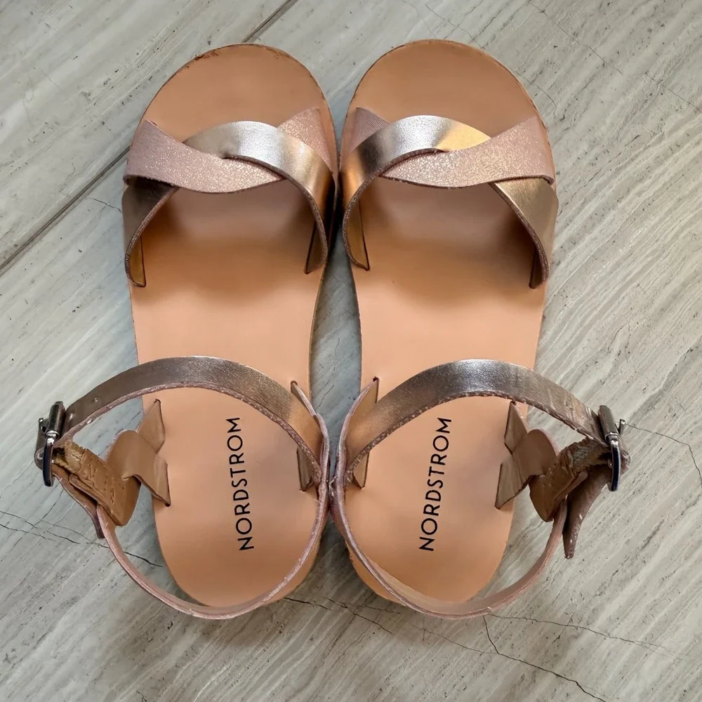 Nordstrom Sandals Nosadee Rose Gold Metallic Crisscross Straps Party Trip 10 EUC